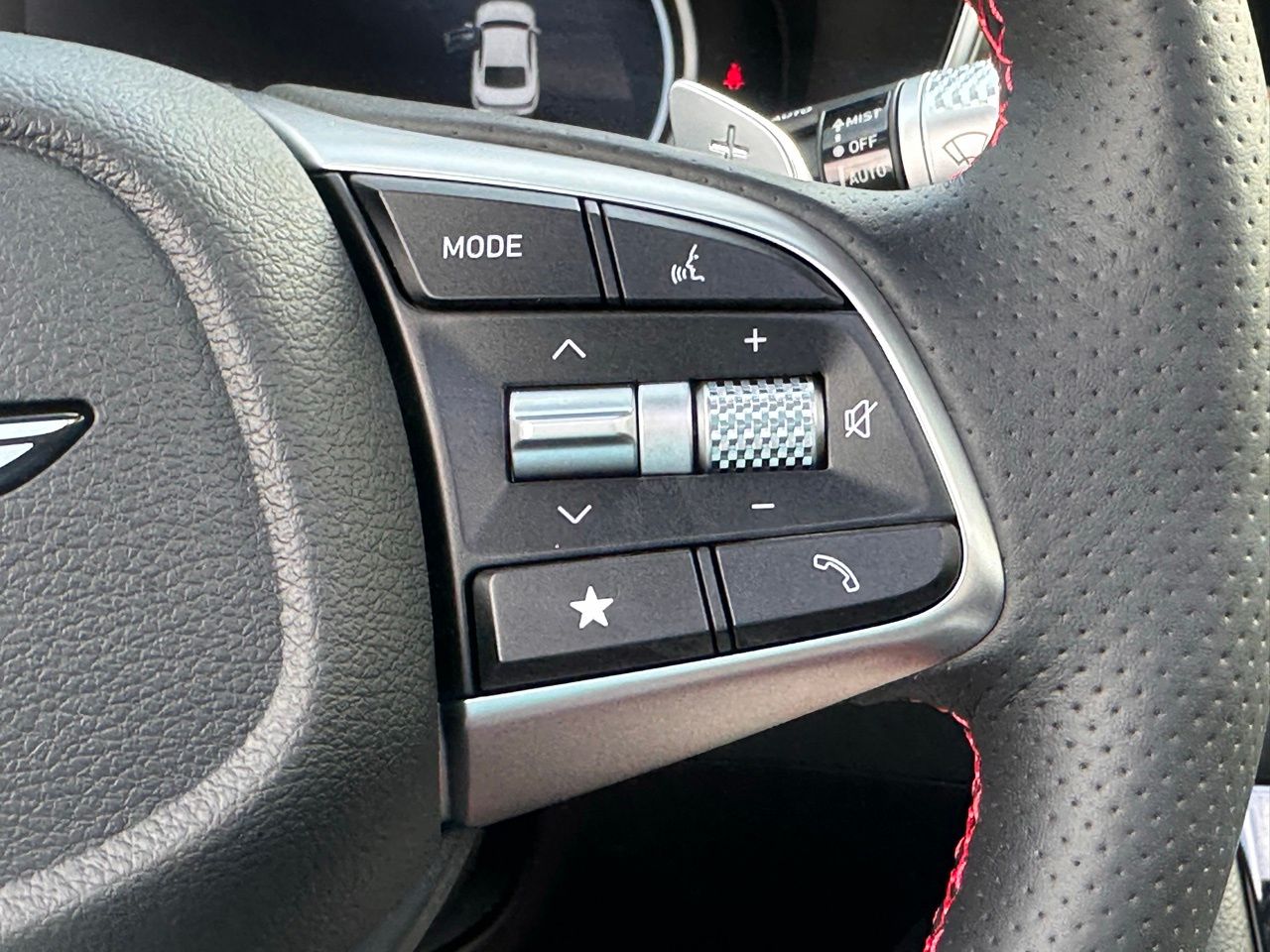 Used 2026 Alta White Genesis 3.3T Sport Prestige image 27