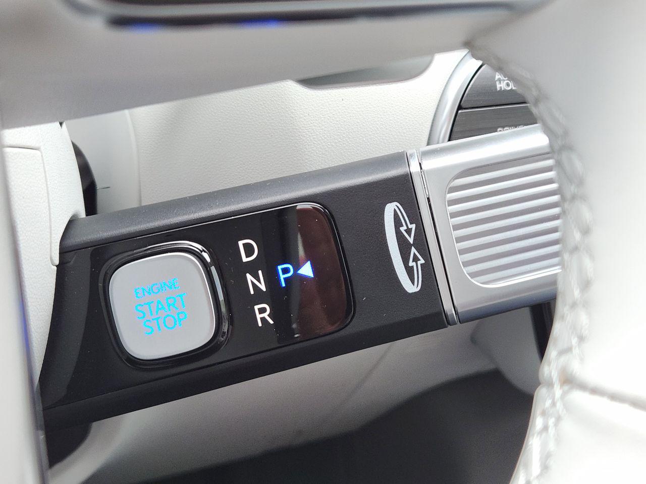 New 2026 WC9 White Hyundai SEL FWD image 17