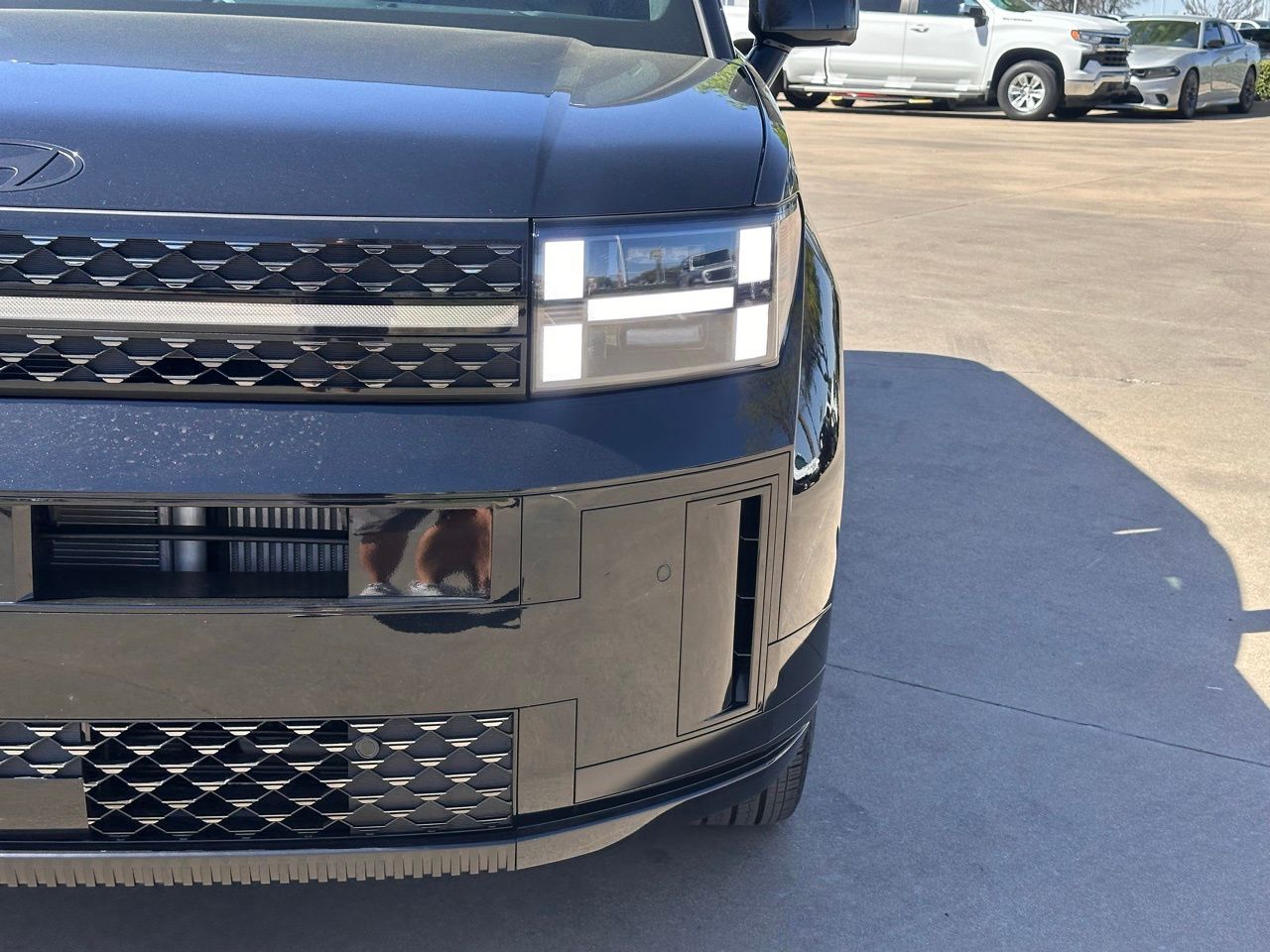 Used 2026 Phantom Black Hyundai Calligraphy image 8