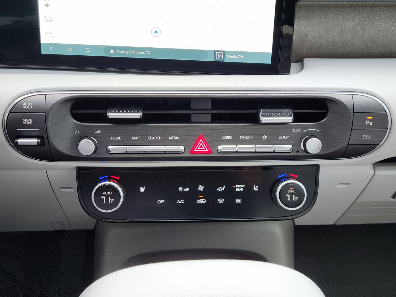 New 2026 WC9 White Hyundai SEL FWD image 15