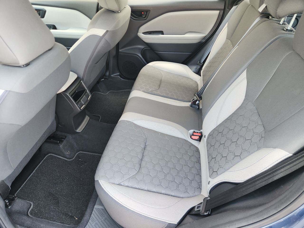 Used 2025 Horizon Blue Pearl Subaru Base image 28