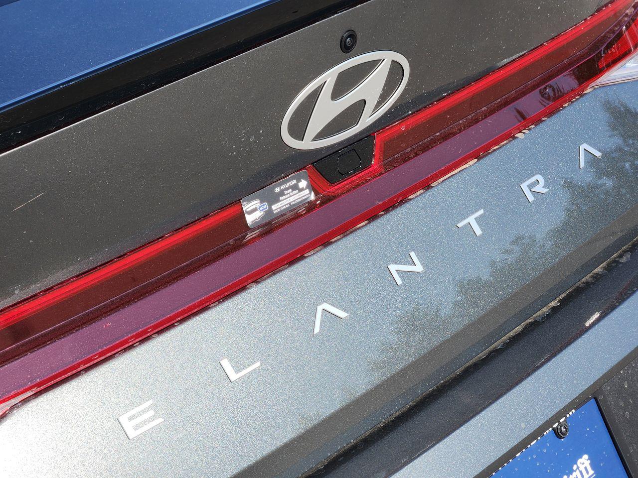 New 2026 A5G Gray Hyundai SEL Sport image 8