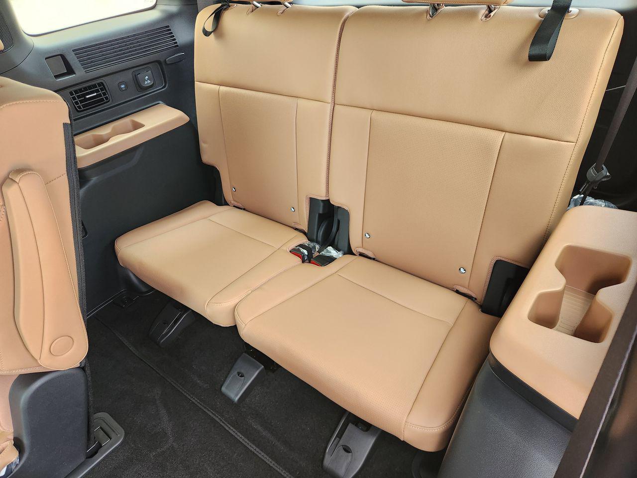 New 2026 W6H White Hyundai Limited image 31