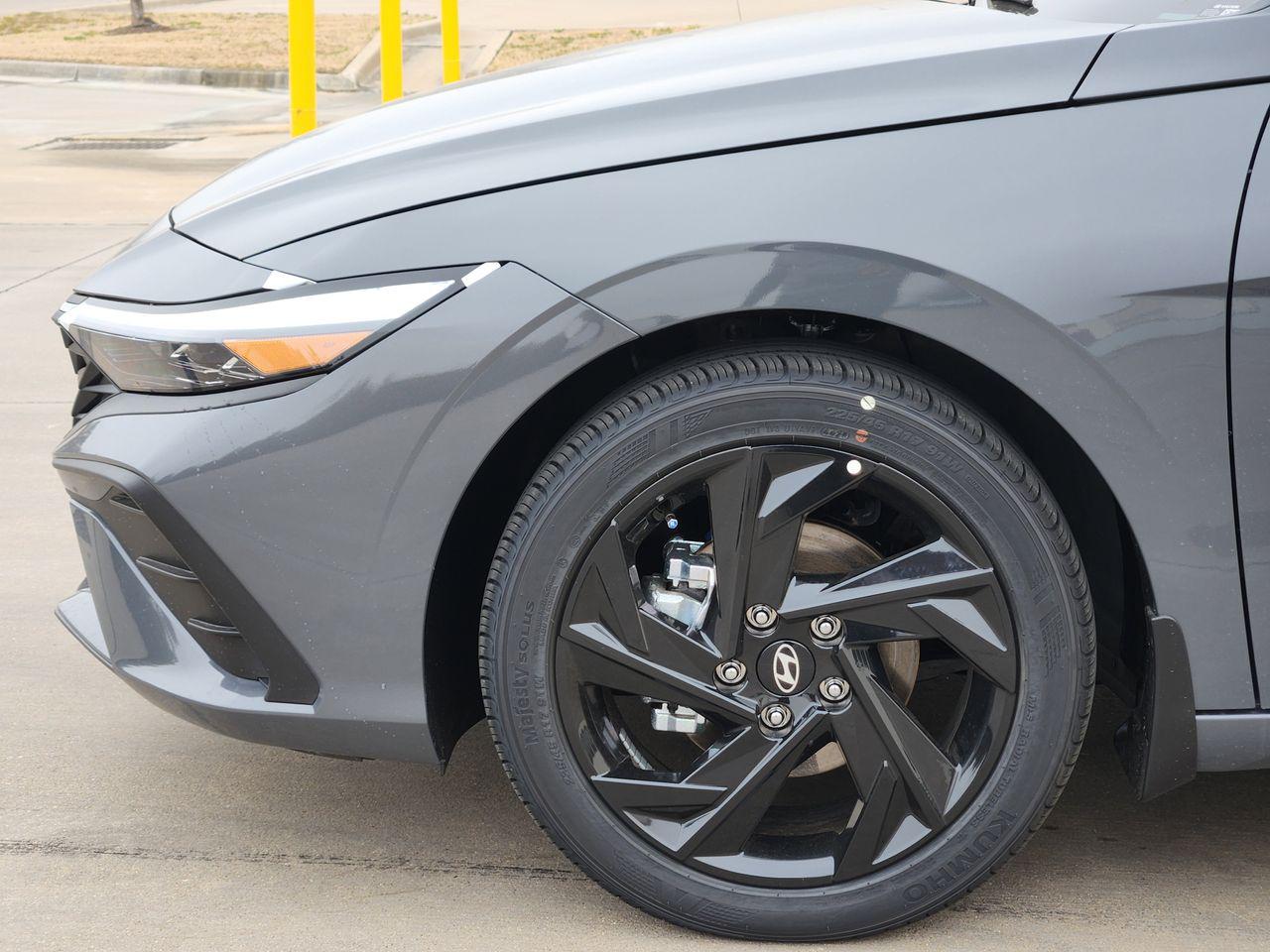 New 2026 PE2 Gray Hyundai SEL Sport image 5