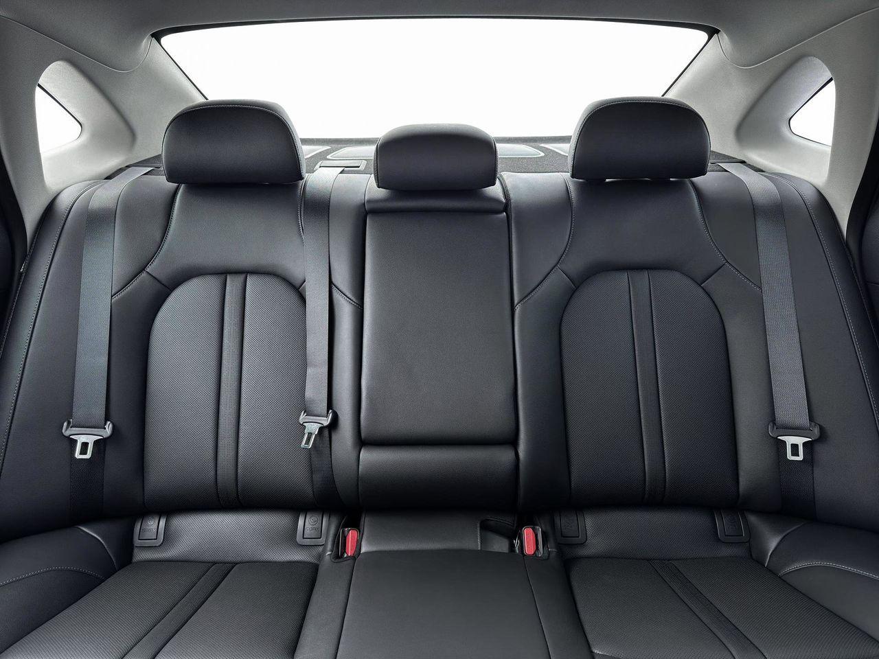 New 2026 W6H White Hyundai Limited image 16