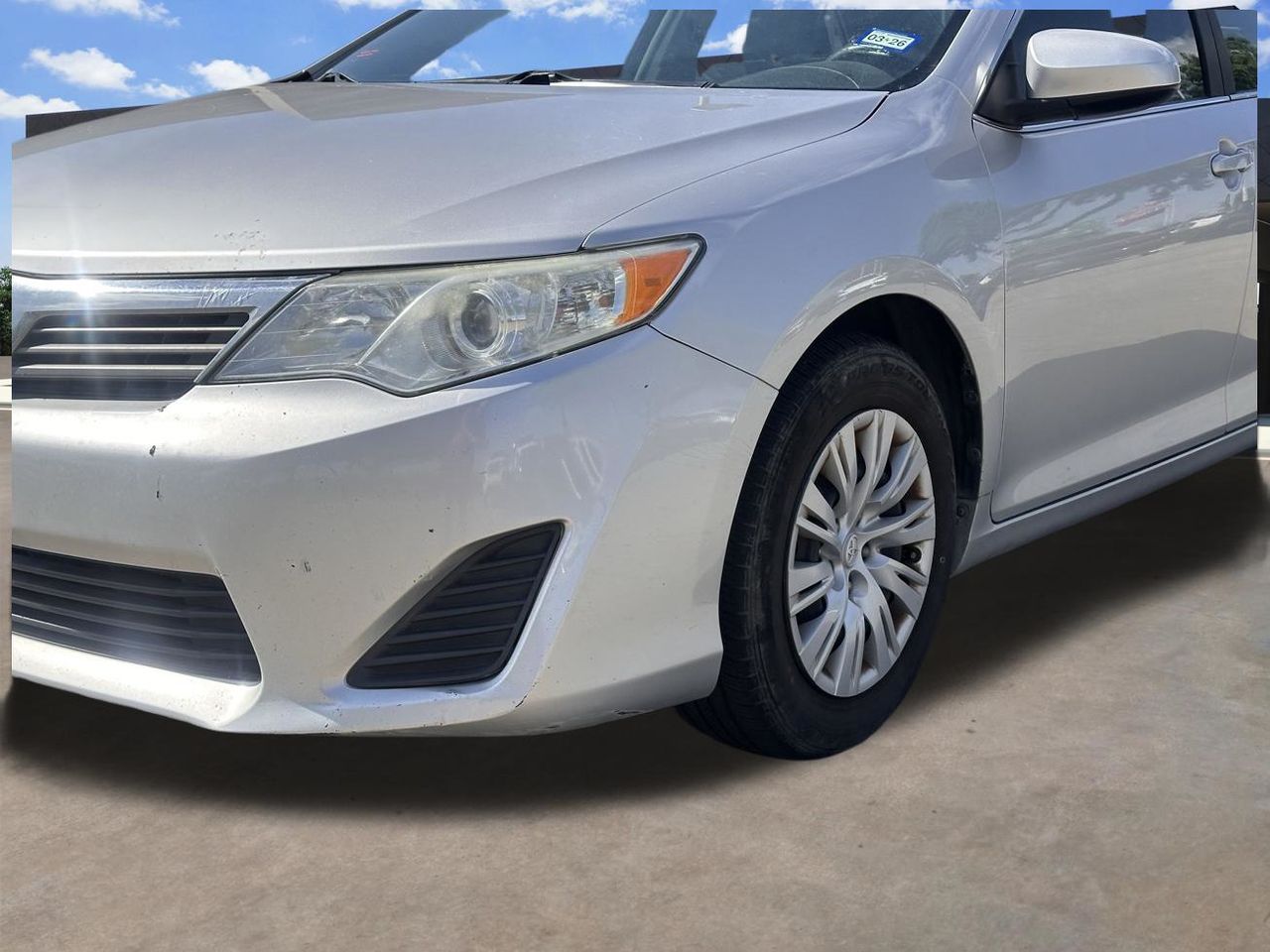 Used 2012 Classic Silver Toyota LE image 7