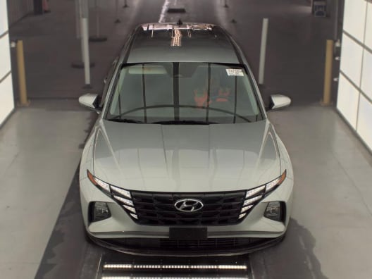Used 2024 Shimmering Silver Hyundai SE image 2