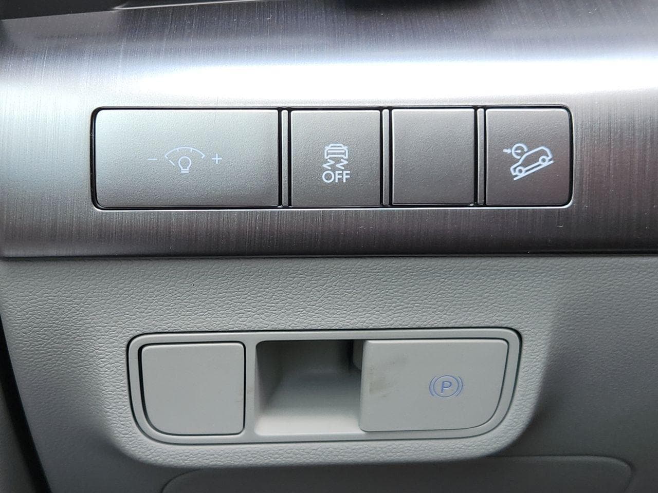 New 2027 Cyber Gray Metallic Hyundai SEL Sport FWD image 20