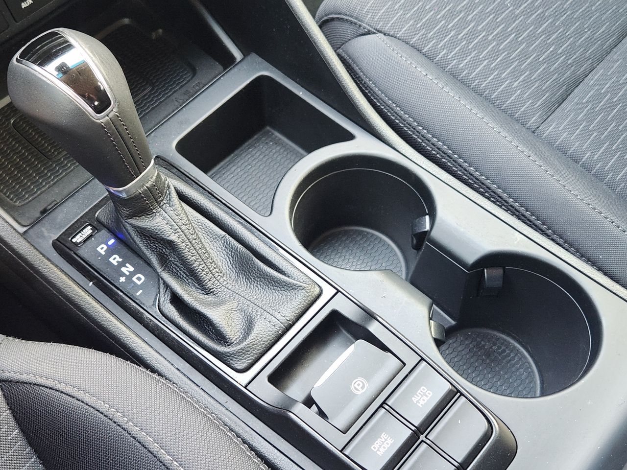 Used 2021 Dusk Blue Hyundai Sport image 18