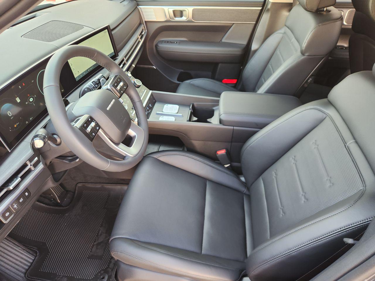 New 2027 Ecotronic Gray Hyundai Limited FWD image 9