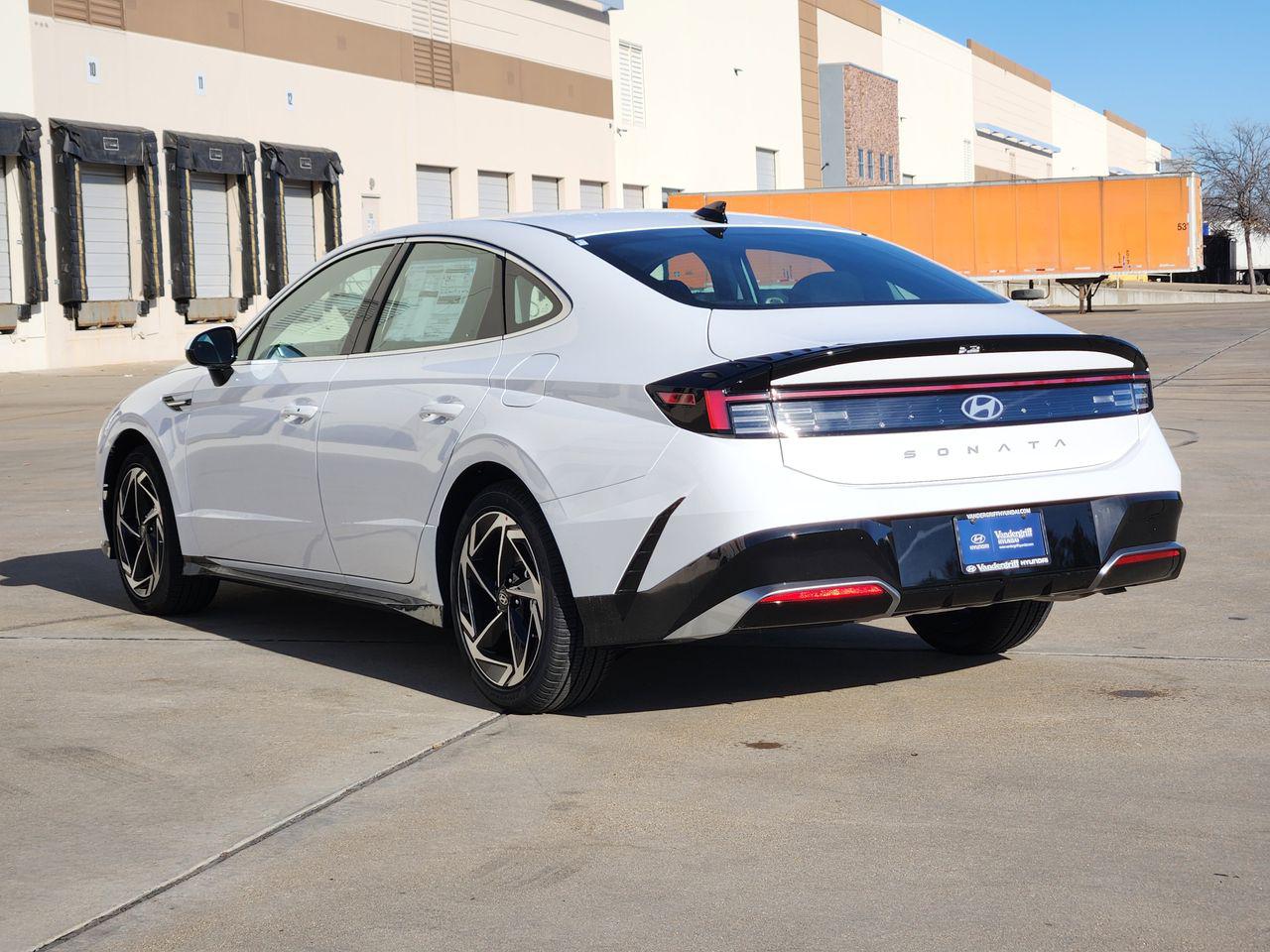 New 2026 Serenity White Hyundai SEL Sport image 3