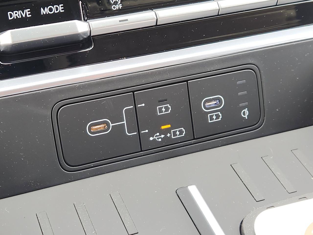 New 2026 W6H White Hyundai SEL FWD image 16