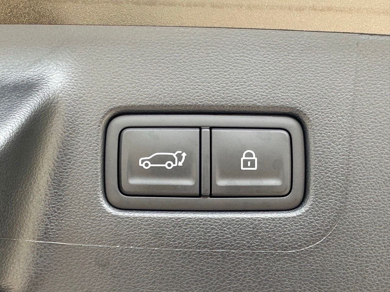 Certified Used 2026 Rockwood Green Hyundai Calligraphy image 14