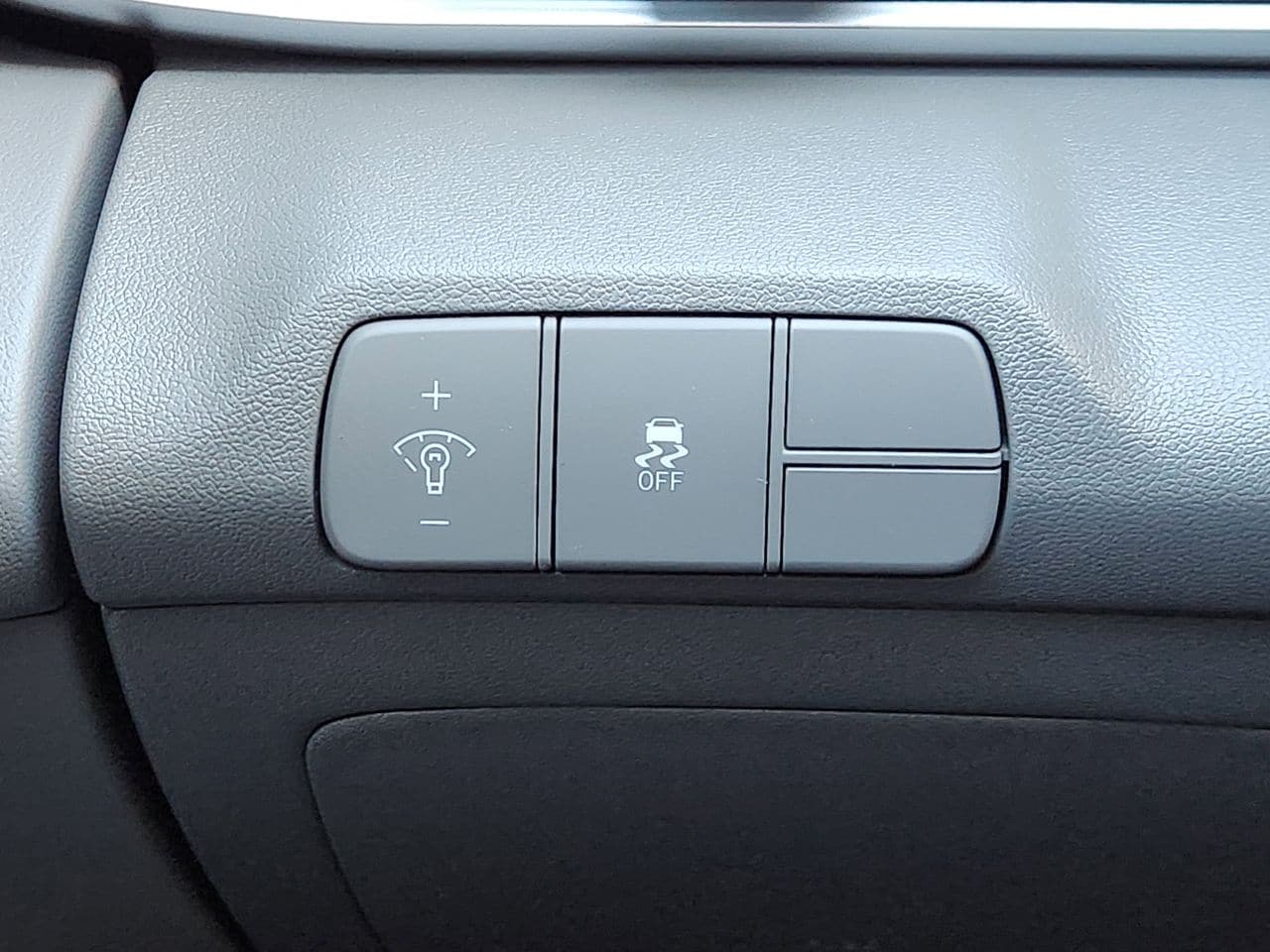 New 2026 W6H White Hyundai SEL Sport image 20