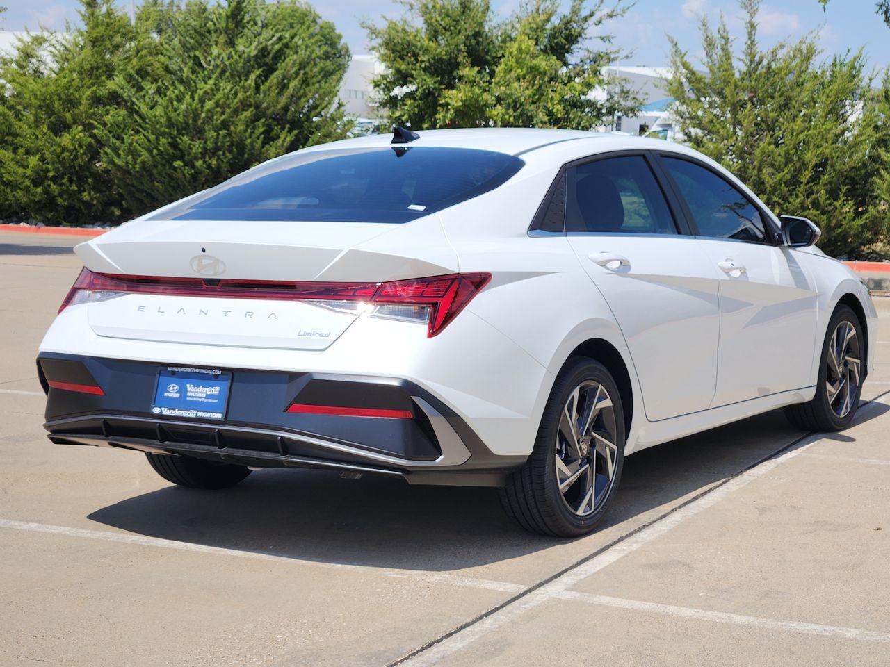 New 2026 Serenity White Hyundai Limited image 4