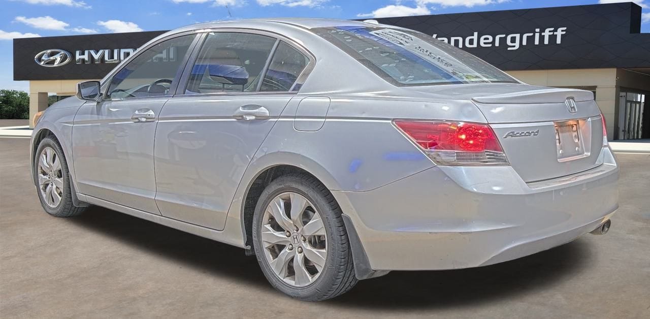 Used 2009 Honda Accord EX-L with VIN 1HGCP26829A075261 for sale in Arlington, TX