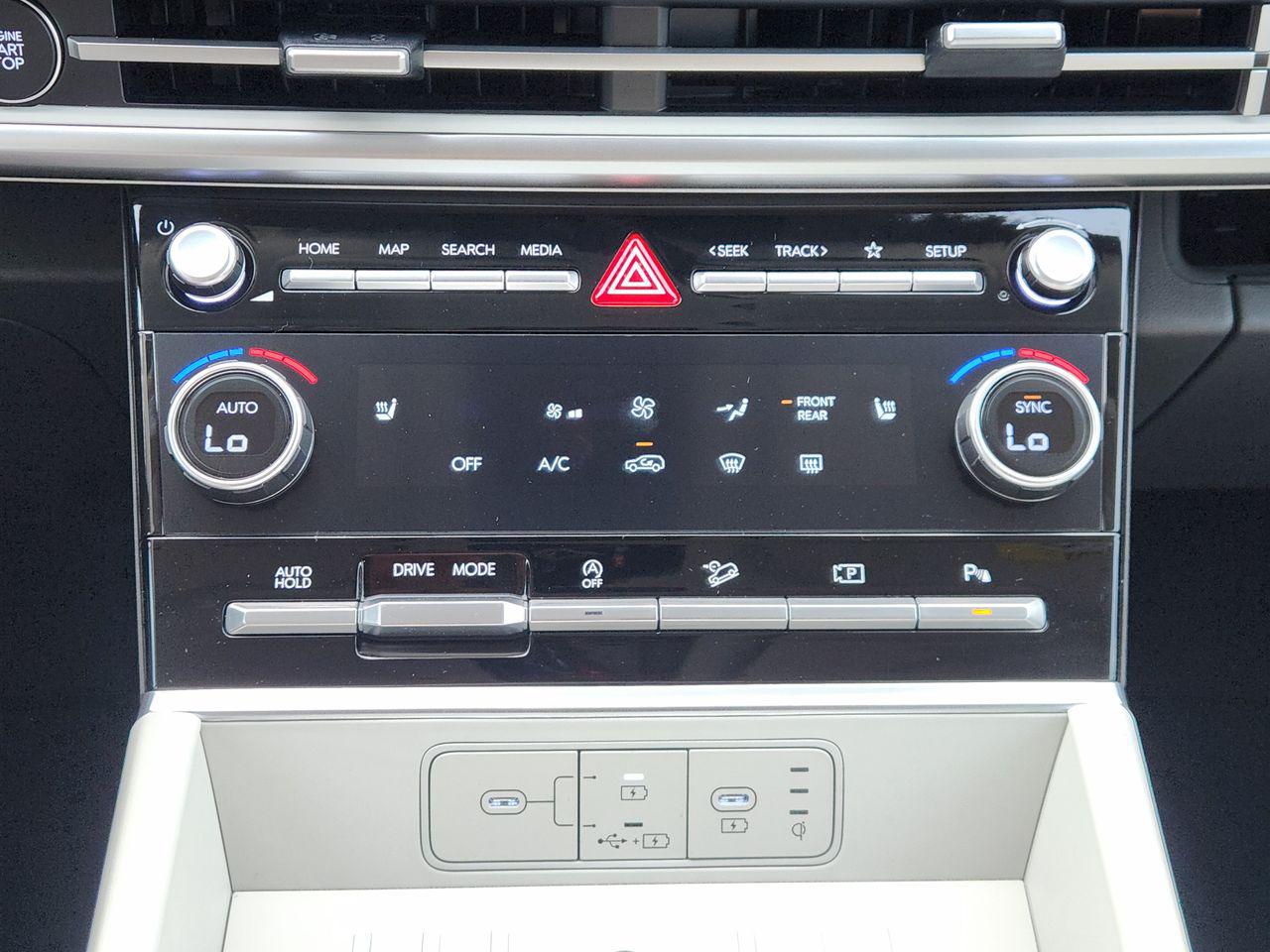 New 2027 Shimmering Silver Hyundai SEL FWD image 15
