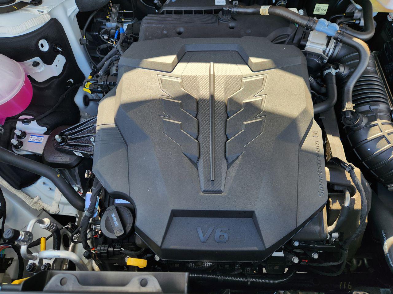 New 2026 WC9 White Hyundai Calligraphy FWD image 29