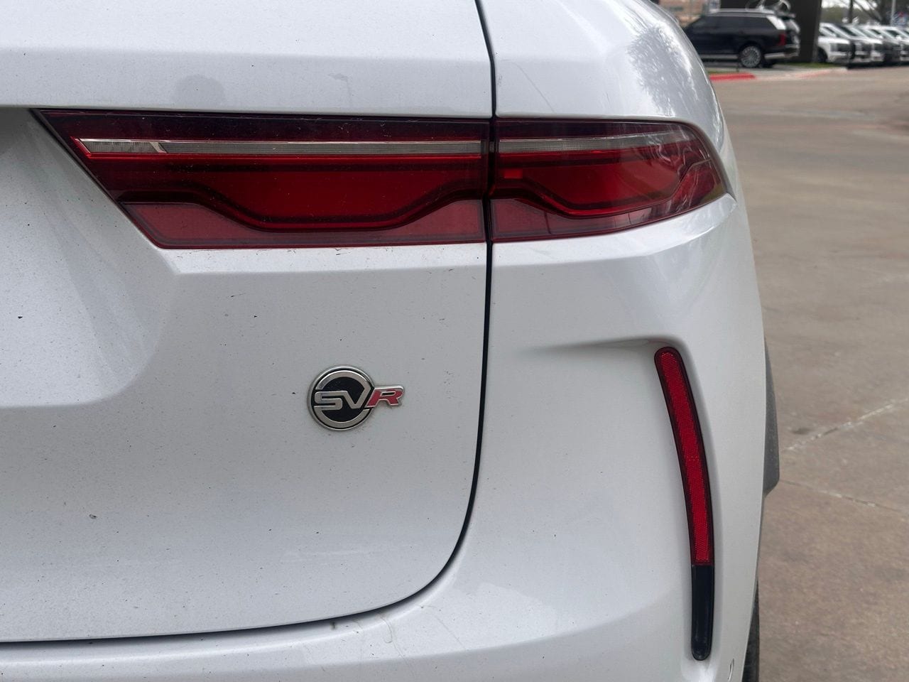 Used 2021 Fuji White Jaguar SVR image 13