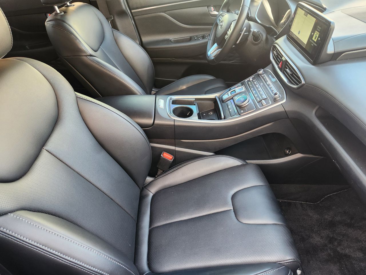 Used 2023 Shimmering Silver Hyundai XRT image 11