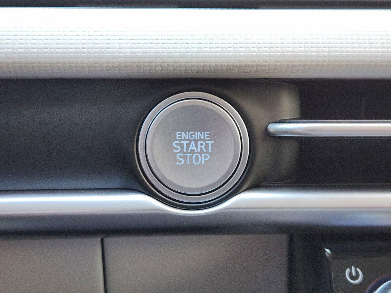 New 2026 Phantom Black Hyundai SEL FWD image 16