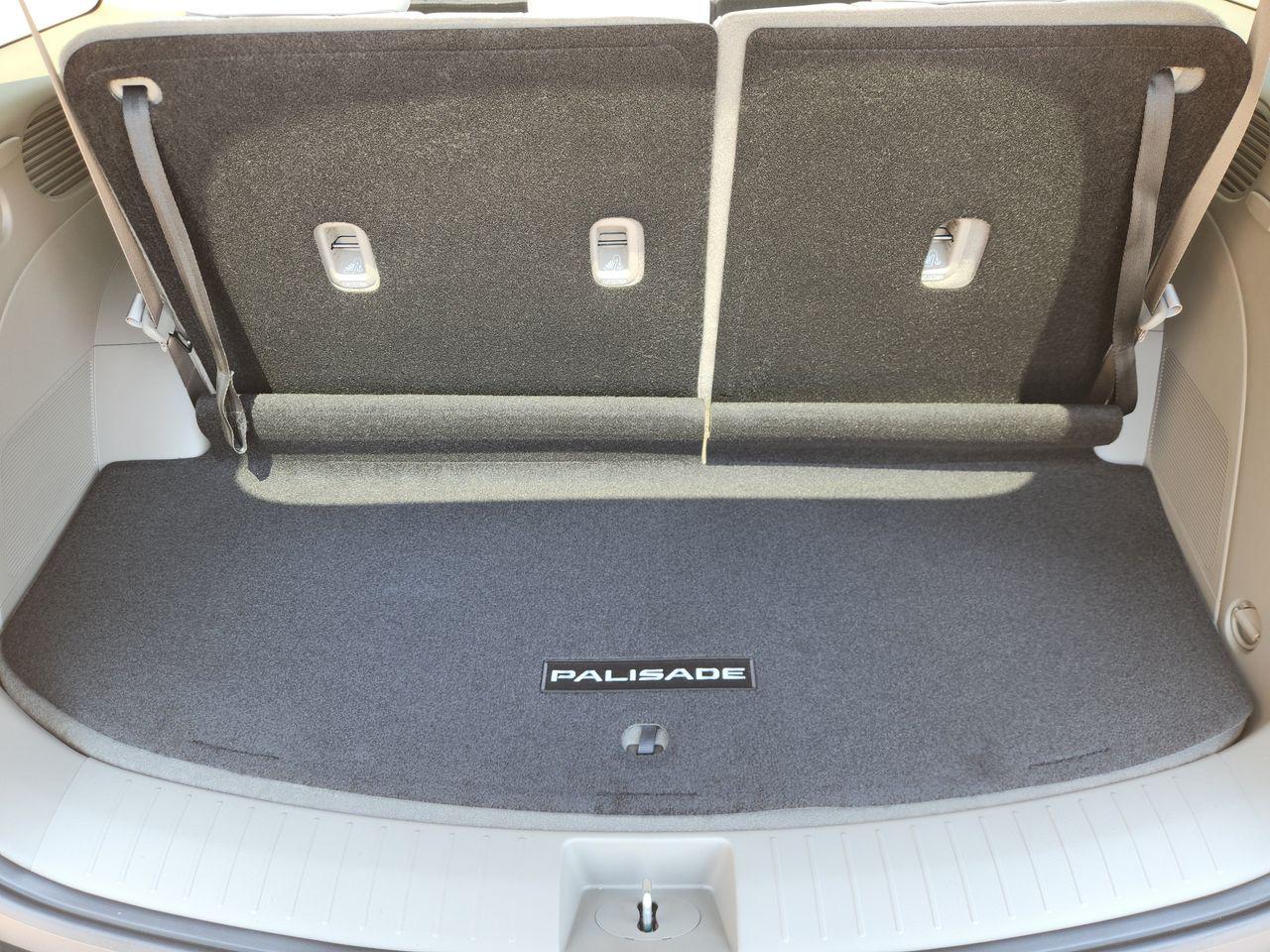 New 2027 Abyss Black Pearl Hyundai SEL Premium 8P image 33