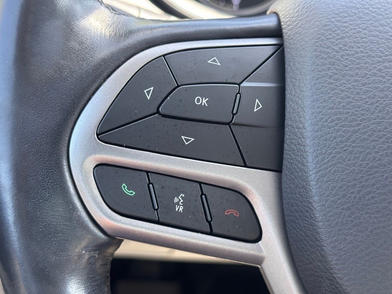 Used 2020 Bright White Jeep Limited image 27