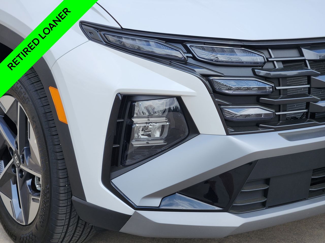 New 2026 Serenity White Pearl Hyundai SEL FWD image 5