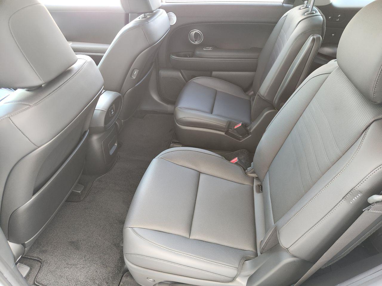 New 2027 Creamy White Pearl Hyundai Limited FWD image 29