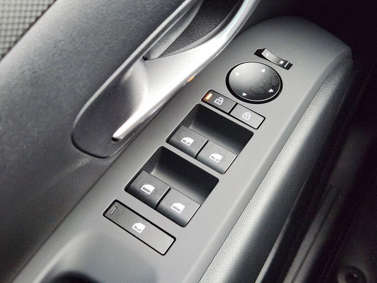 New 2026 S3B Black Hyundai SEL Activity FWD image 21