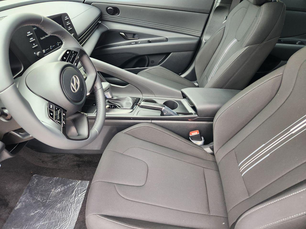 New 2026 W6H White Hyundai SEL Sport image 10