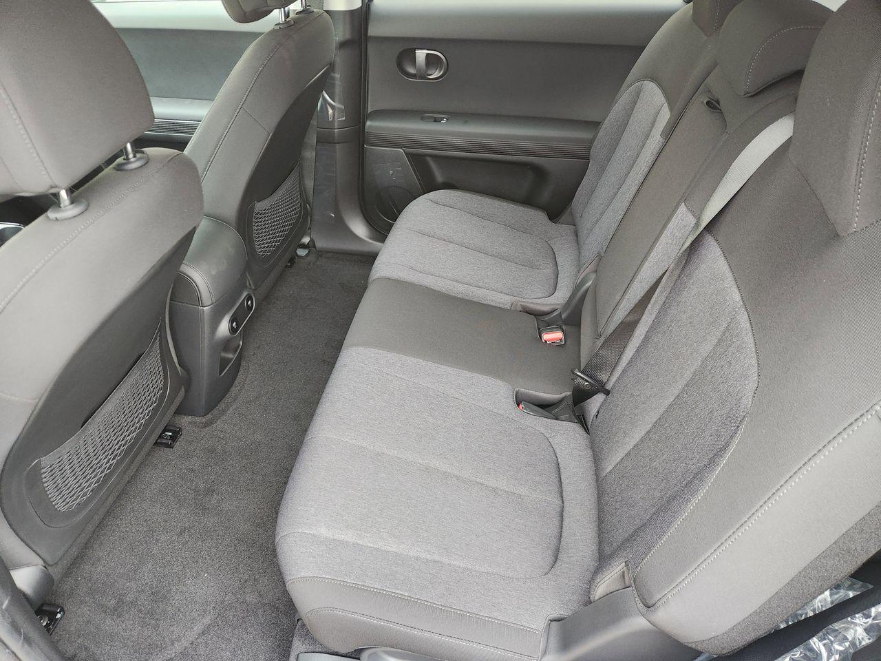 New 2026 U3P Blue Hyundai SE image 28