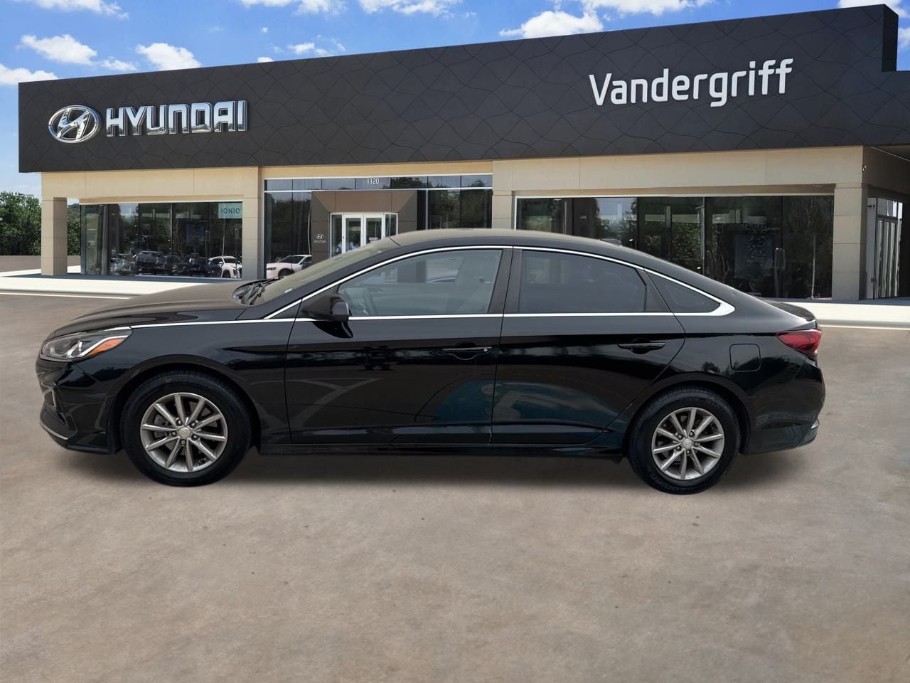 Used 2019 Hyundai Sonata SE with VIN 5NPE24AF8KH794293 for sale in Arlington, TX