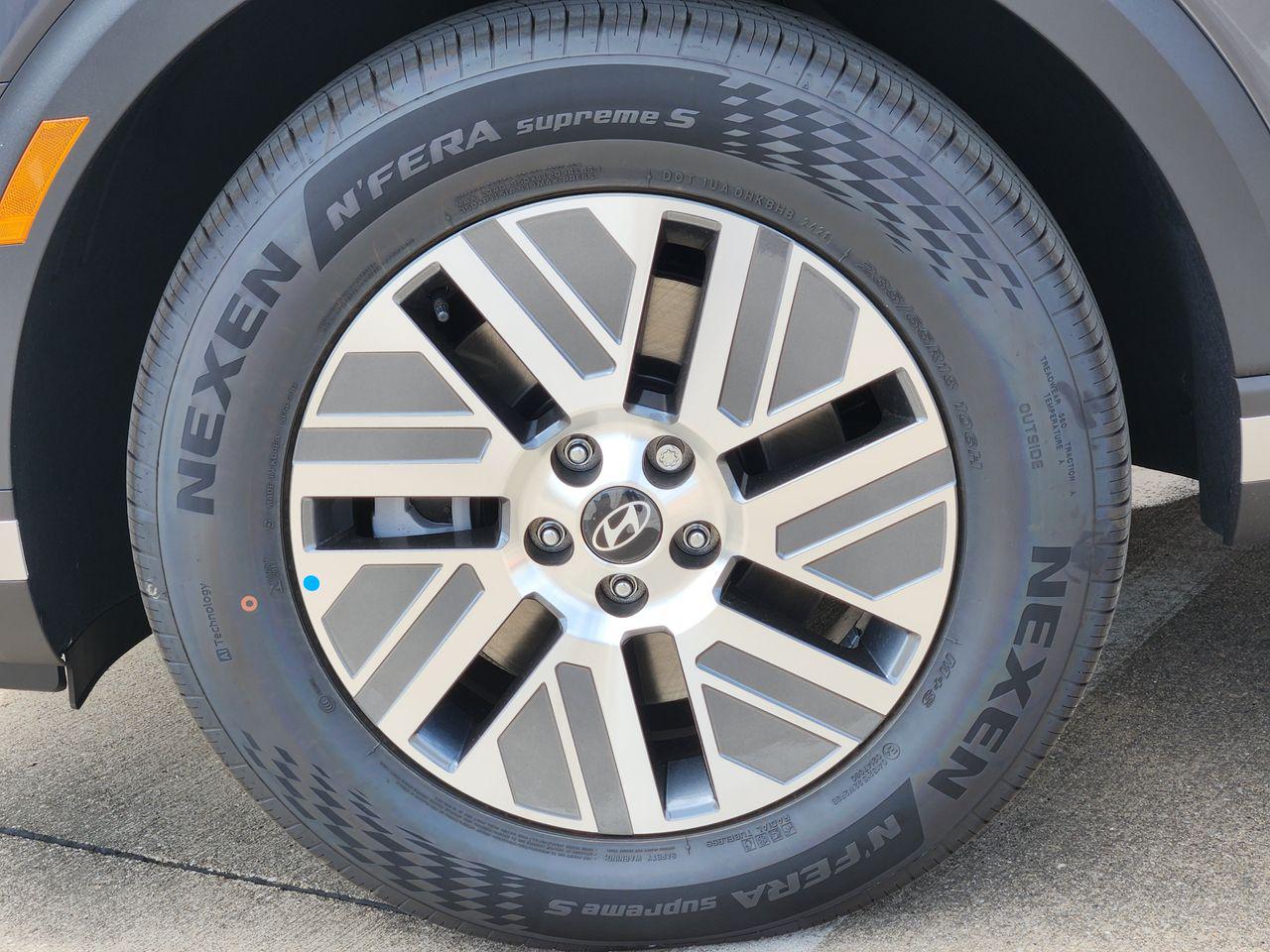 New 2027 Ecotronic Gray Pearl Hyundai Blue SEL Premium 7P image 7