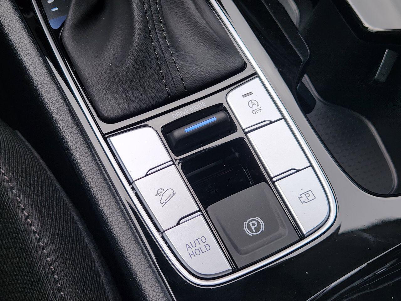 New 2026 R2P Red Hyundai SEL FWD image 19