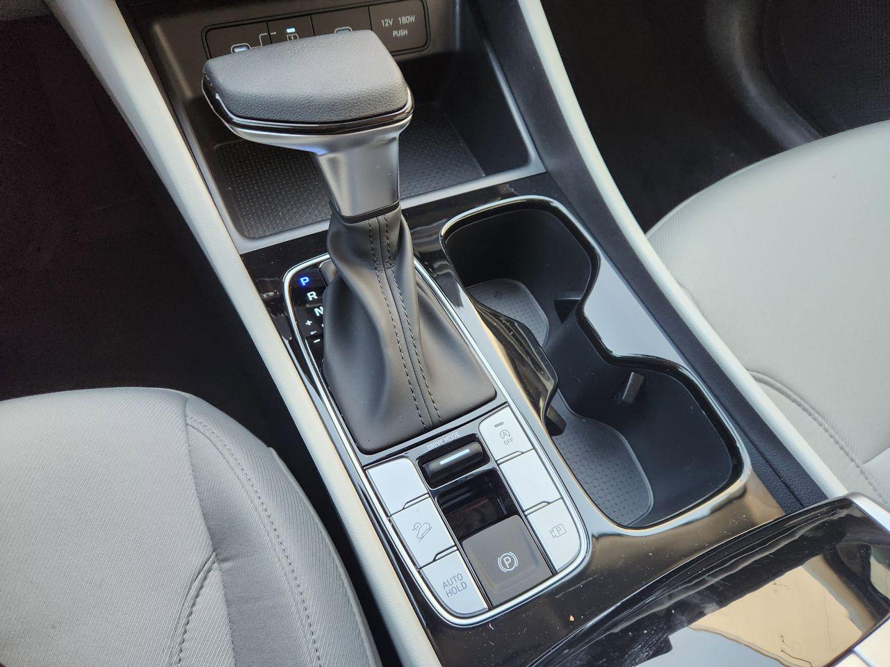 New 2026 W6H White Hyundai SEL FWD image 17