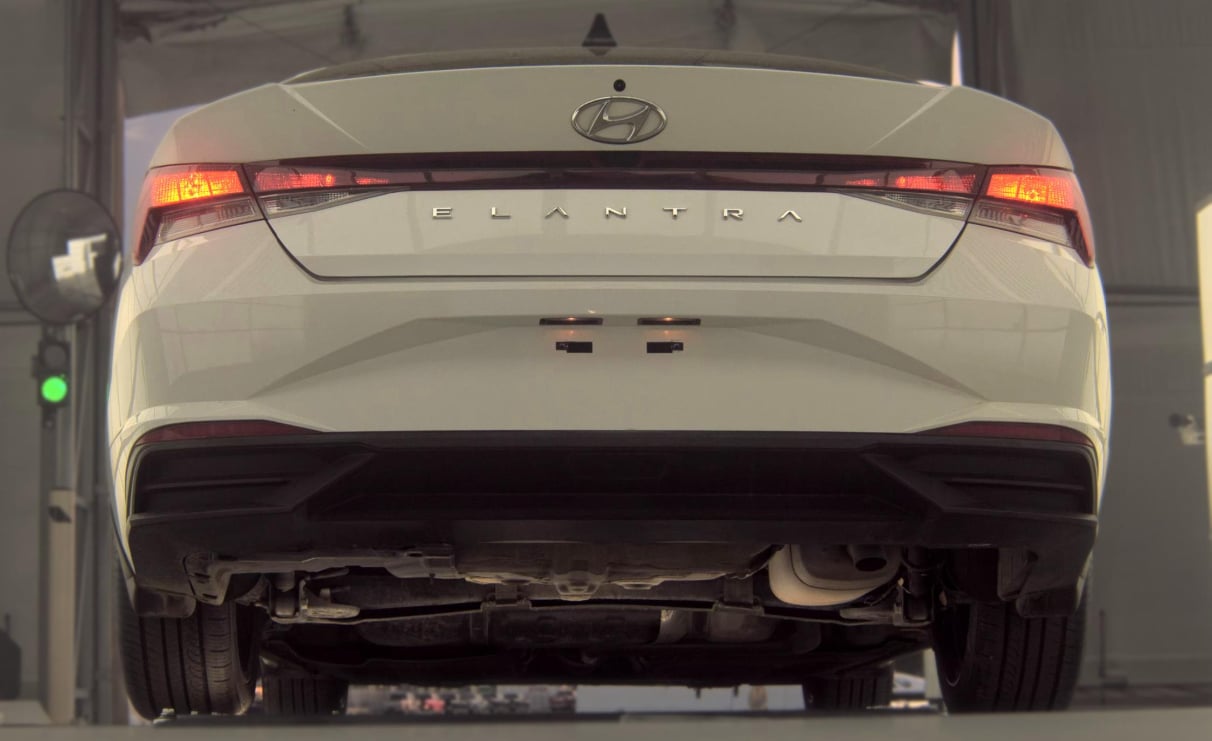 Used 2023 Quartz White Hyundai SEL image 7