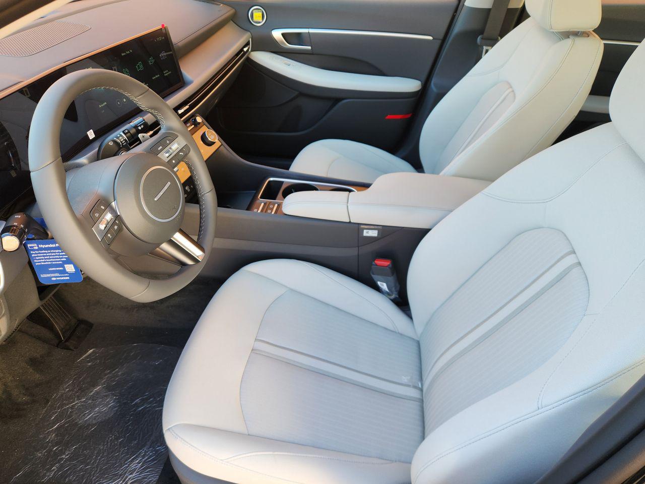 New 2026 T2G Gray Hyundai SEL Sport image 8