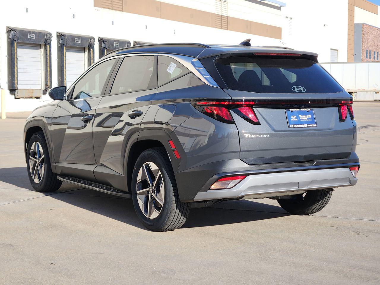 New 2026 PE2 Gray Hyundai SEL FWD image 3