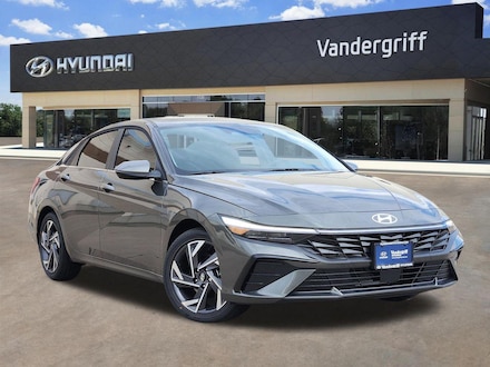 2026 Hyundai Elantra Limited Sedan
