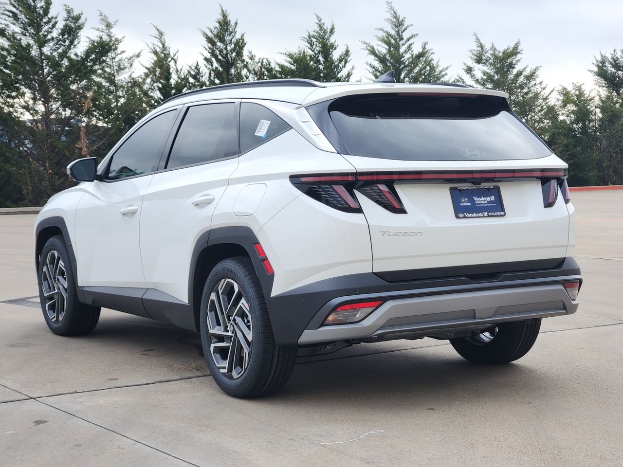 New 2026 W6H White Hyundai Limited FWD image 3