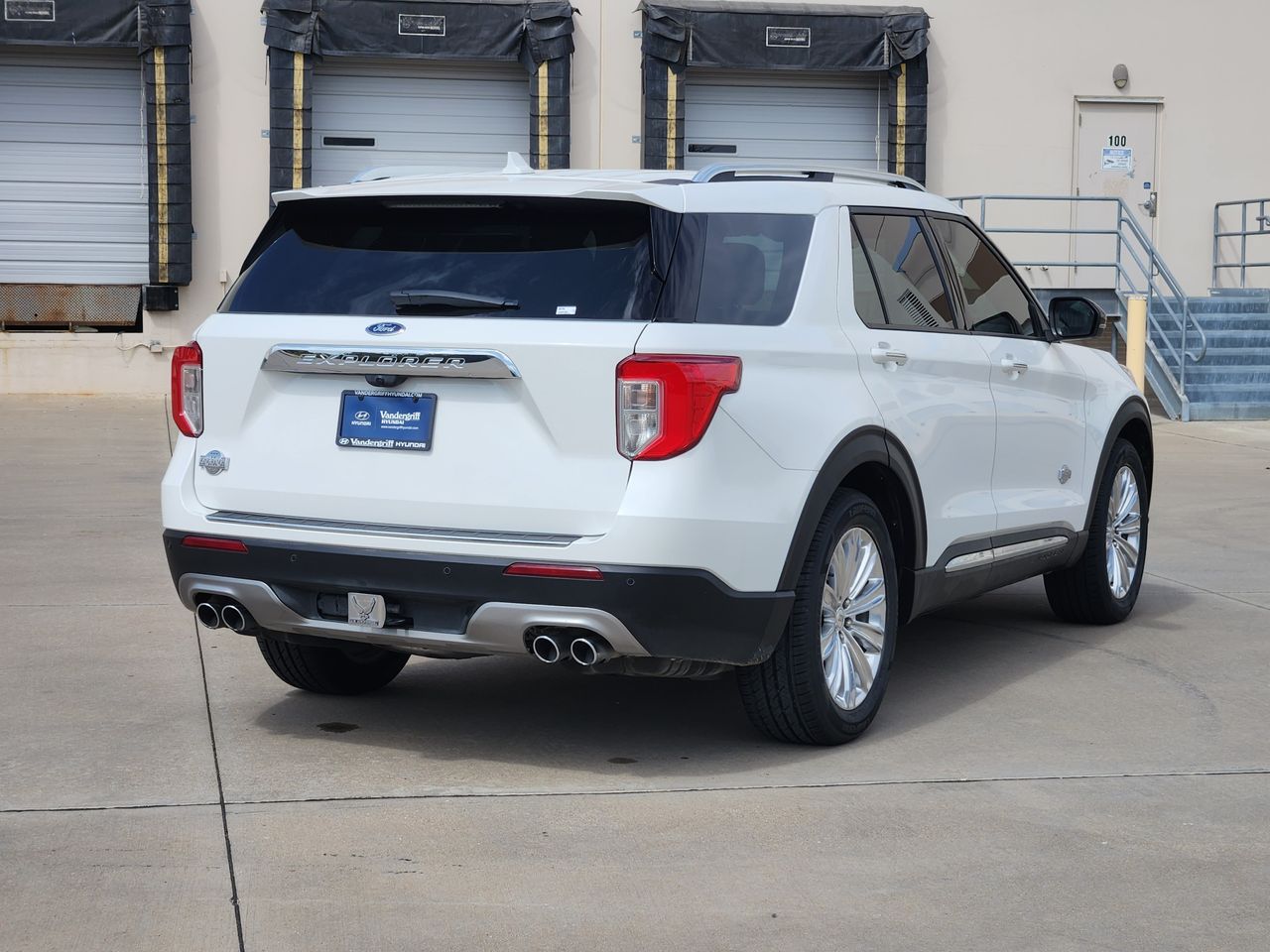 Used 2022 Star White Metallic Tri-Coat Ford King Ranch image 4