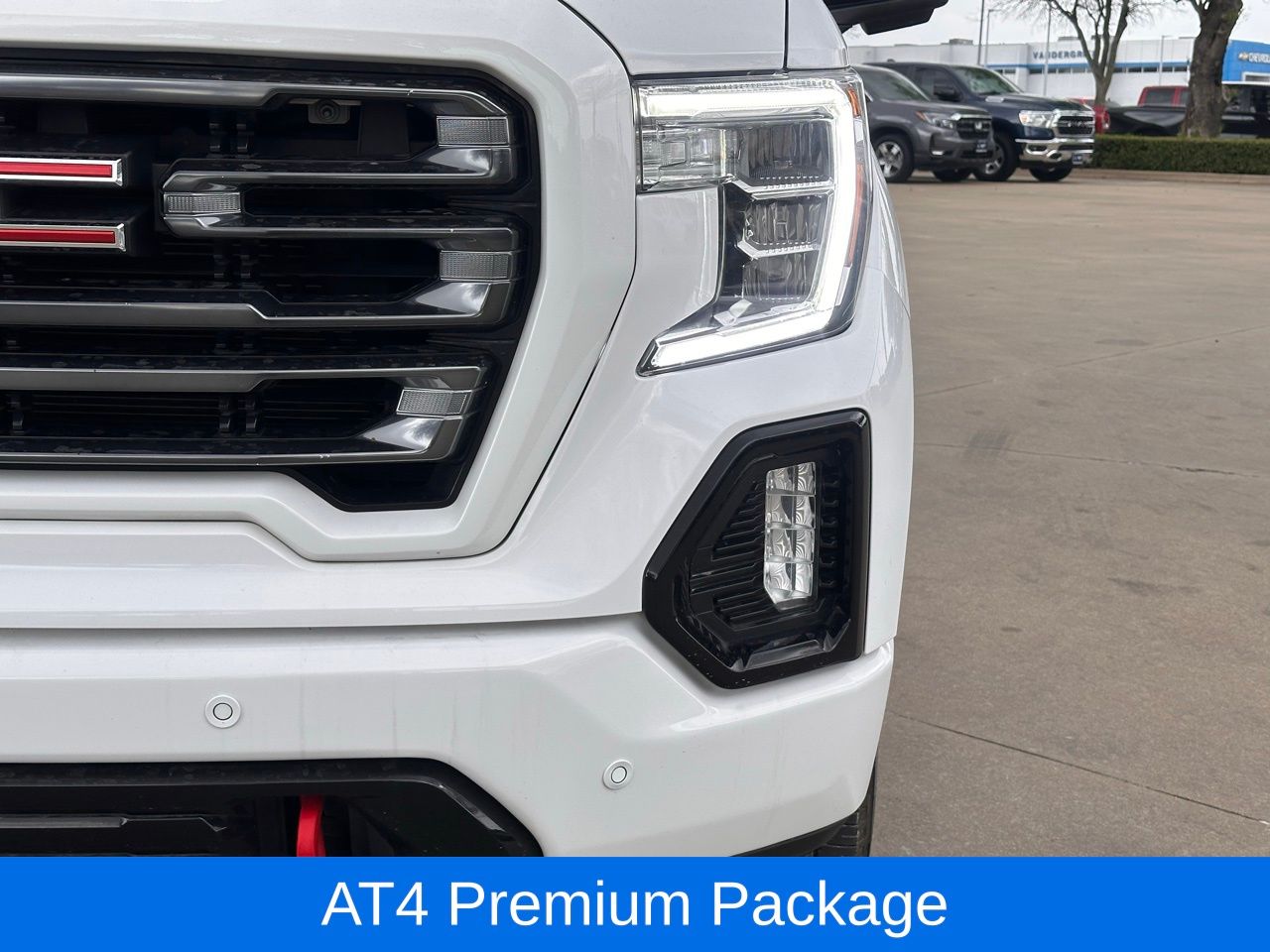 Used 2022 Summit White GMC AT4 image 6