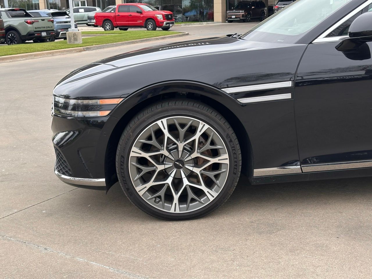 Used 2025 Vik Black Genesis 3.5T e-SC image 8