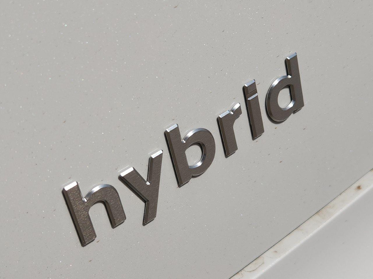 New 2027 Creamy White Pearl Hyundai Limited image 9