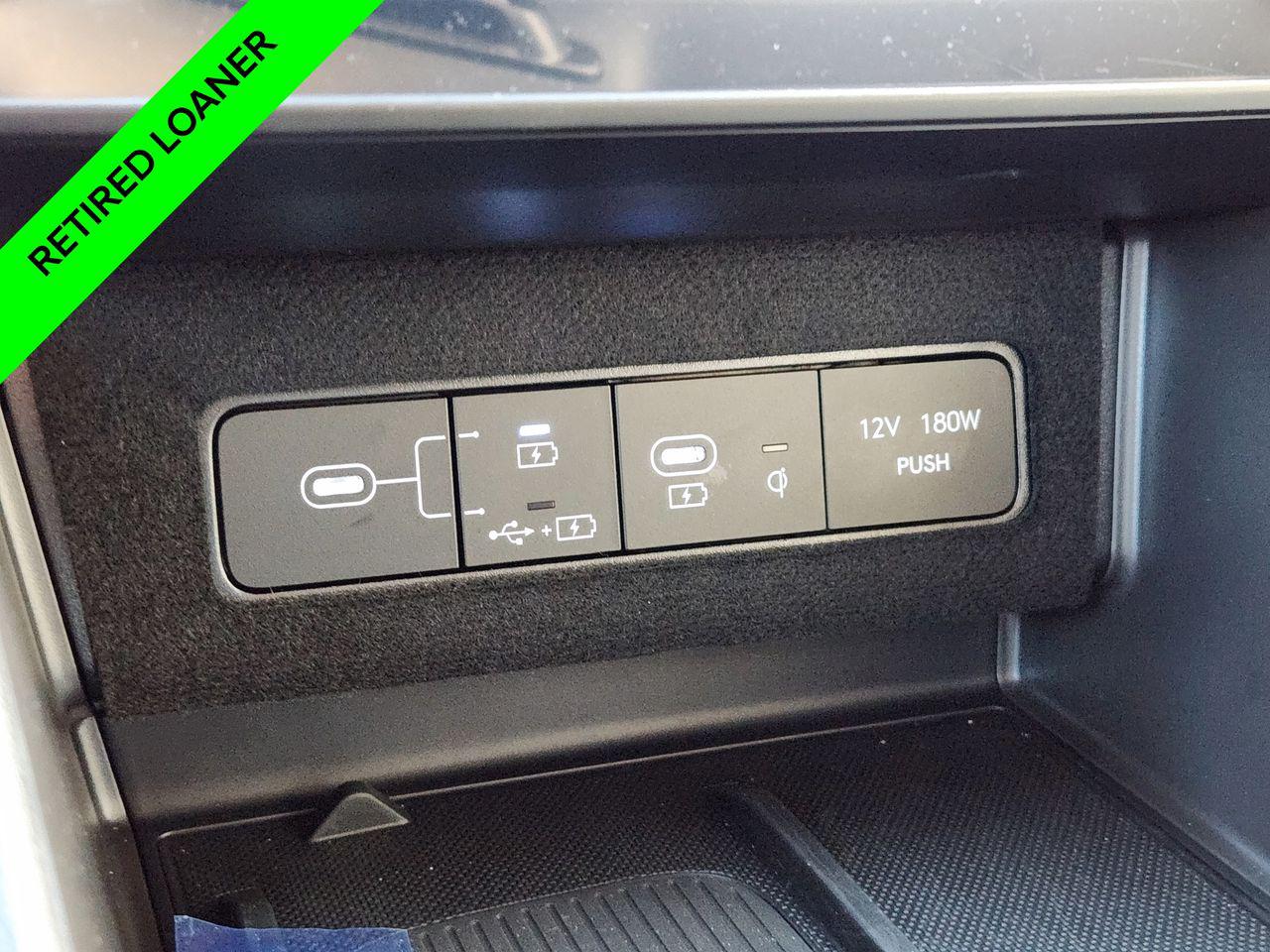 New 2025 W6H White Hyundai SEL Convenience image 19