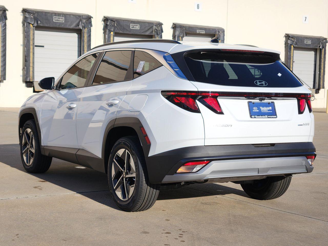 New 2026 Creamy White Pearl Hyundai SEL AWD image 3