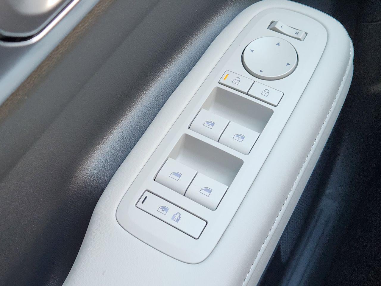 New 2026 PE2 Gray Hyundai SEL FWD image 21