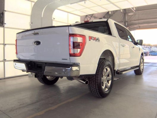 Used 2022 Oxford White Ford Lariat image 5