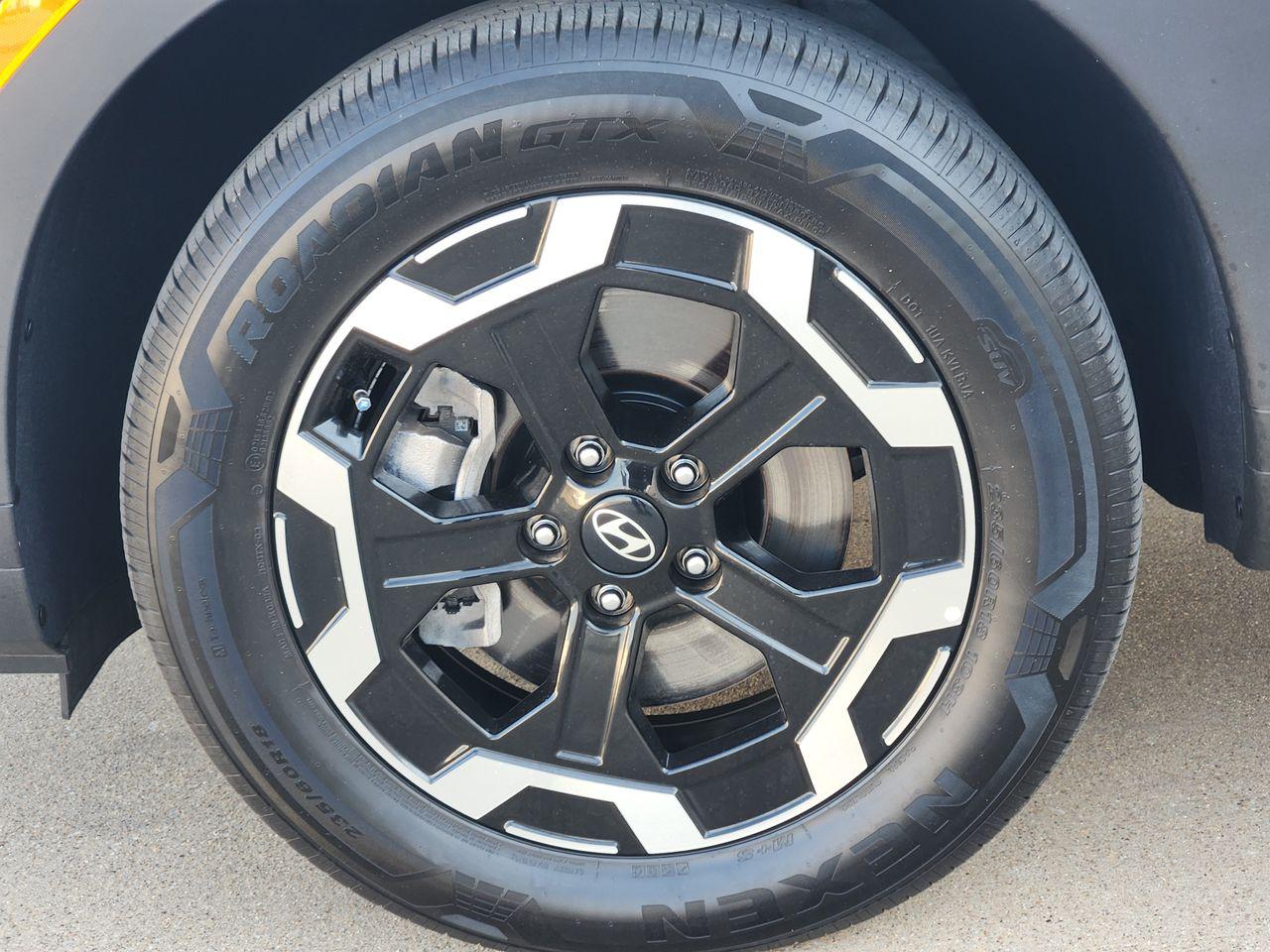 New 2026 Shimmering Silver Hyundai SEL FWD image 7